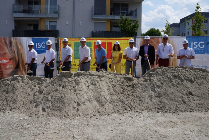 Eberschwang feiert Baubeginn für 12 neue Mietwohnungen